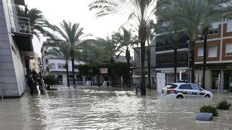 Inondations En Espagne Six Morts Le Premier Ministre Se Rend Sur