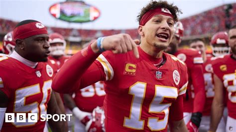 Nfl Divisional Round Play Offs Injured Mahomes Leads Chiefs Over