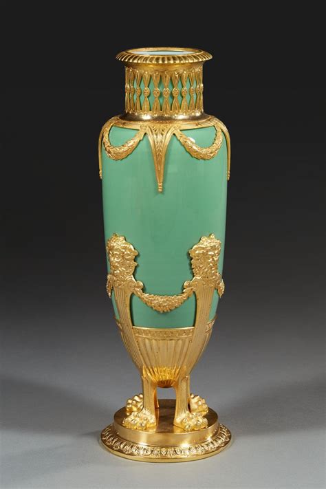 Proantic Paire De Vases En Opaline Vert Jade Et Laiton Doré De La Fi