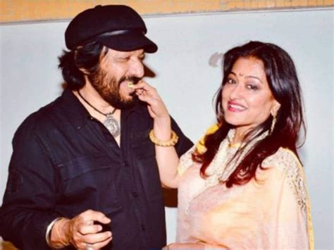 Roop Kumar Rathod Fall In Love With His Guru Wife