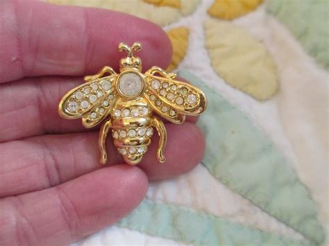 Vintage Swarovski Signed Gold Tone Bee Brooch Pin Bumble Bee Etsy