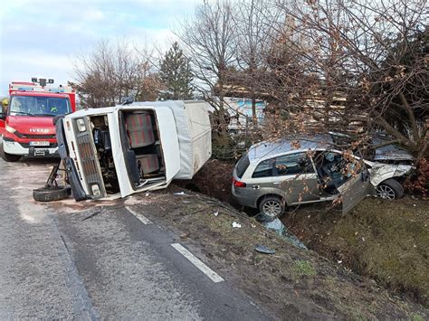 Gro Ne Zdarzenie Drogowe W Miejscowo Ci Modryniec Na Miejscu