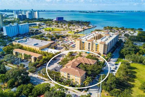 Condos For Sale In Central Cocoanut Sarasota Fl Highrises