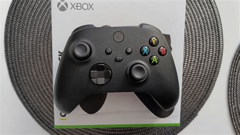 Pad Kontroler Bezprzewodowy Xbox Series X S Carbon Black Krak W