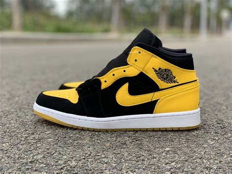 Tênis Nike Jordan Cano Alto Preto amarelo Nº 39 Tênis Feminino