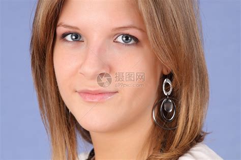 青年妇女肖像女性女孩女士金发白色高清图片下载 正版图片320268212 摄图网
