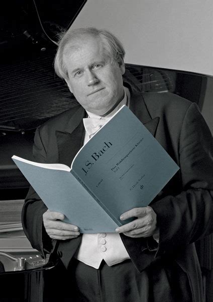 Grigory Sokolov (Piano) - Short Biography