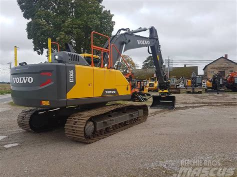 Used Volvo Ec E Uthyres Crawler Excavators Year For Sale