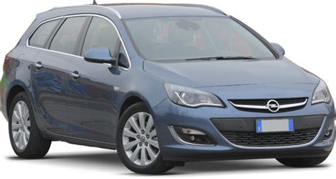 Opel Astra Sports Tourer Noleggio Lungo Termine