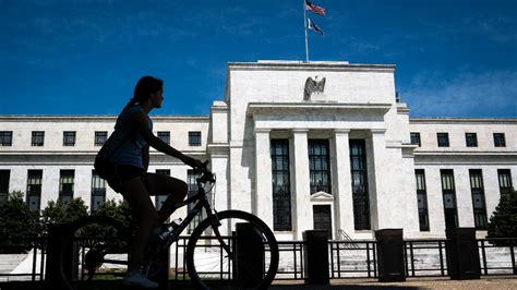 Federal Reserve S Dual Mandate What It Is And Why It Matters Bankrate