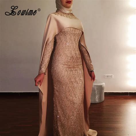 Shiny Turkish Evening Dresses Hijab Long Sleeve Muslim Formal Dress