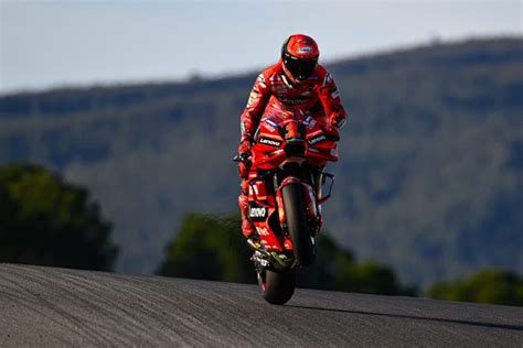 MotoGP Portimao Test J1 Bagnaia domine la première journée Moto Station