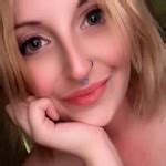 BIG ASS RIDES DILDO ON THE COUCH Short Clip Pornhub