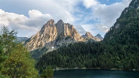 Aigüestortes i Estany de Sant Maurici National Park Park Review