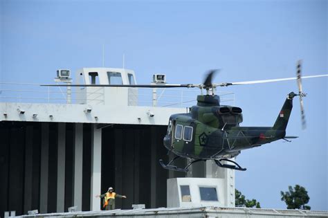 Danpuspenerbal Dampingi Asops Panglima Tni Tinjau Simulasi Take Off