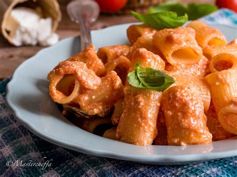 REZEPT FÜR PASTA CON POMODORO E RICOTTA Ihre Domain