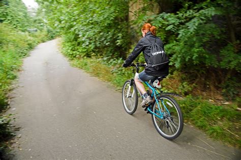 Images Gratuites La Nature Fille Cheveux Rue Bicyclette été