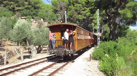 Tren saliendo del mirador des Pujol d en Banya hacia Sóller YouTube