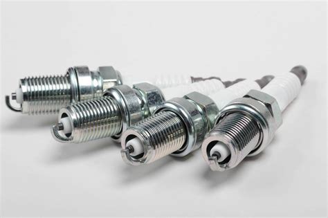 Какие свечи выбрать для Ваз 2114-15: Brisk, Denso, NGK или другие