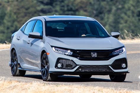 2019 Honda Civic Vs 2019 Honda Fit Which Is Better Autotrader