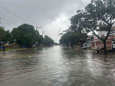 Families Forcibly Evacuated As Rd Alarm Was Raised In Marikina River