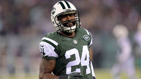 Darrelle Revis Joe Thomas Headline Pro Football Hall Of Fame Class Nbc New York