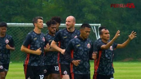 Hari Pertama Latihan Bareng Skuad Persija Jakarta Michael Krmencik