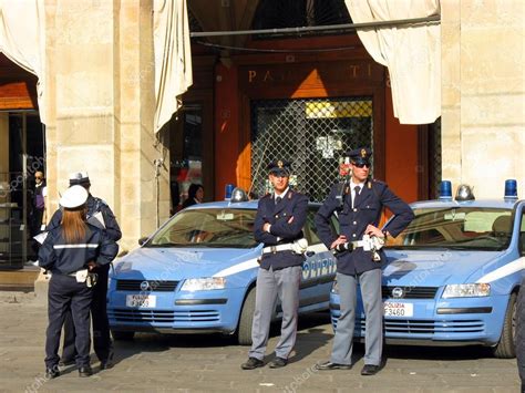 Italian police car and policemen – Stock Editorial Photo © iggy74 #71420135