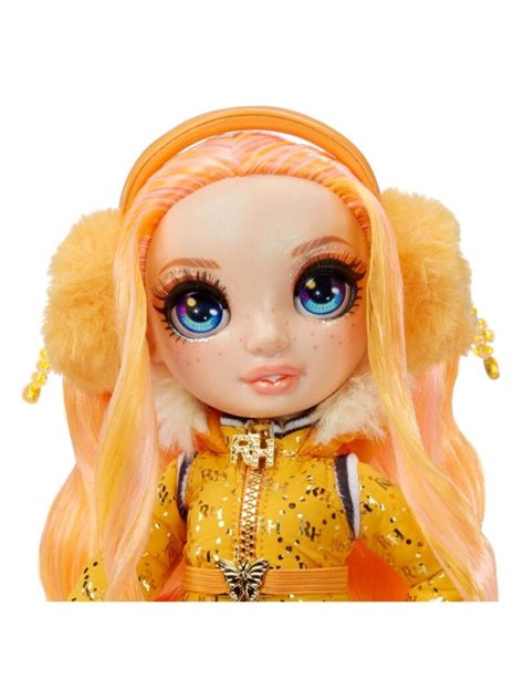 Muñeca Rainbow High Winter Break Poppy Rowan Planetoys