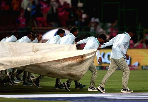 ipl match  rajasthan royals  gujarat titans  sawai mansingh