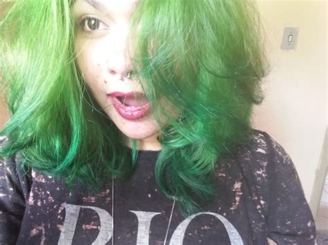 Tô Na área Fala Ai Cabelo Verde