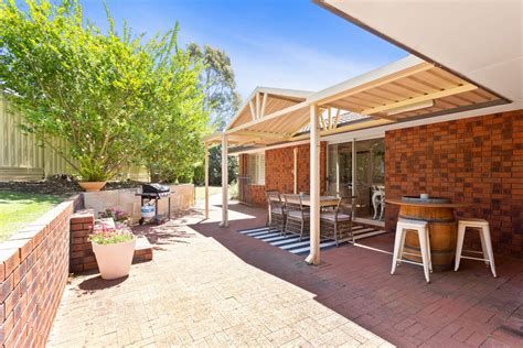 Clovers Beach Cottage Australia Australian Accommodation