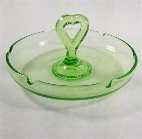 Vintage Depression Glass Green Round Ashtray Center Heart Handle