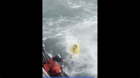 Watch As Coast Guard Rescues 4 NC Boaters From Storm Surge Created By