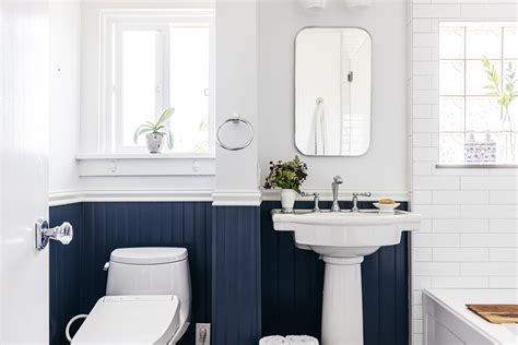 20 Versatile Beadboard Bathroom Ideas