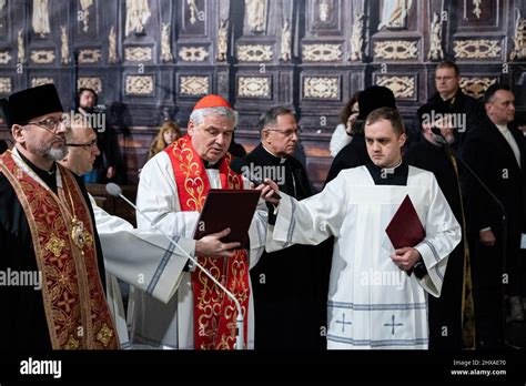 Lviv Ukraine 10th Mar 2022 Cardinal Konrad Krajewski L3 Seen