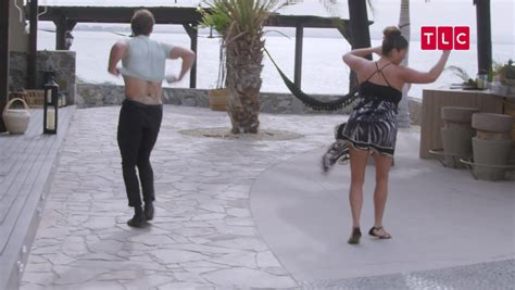 AusCAPS MILF Manor Your MILF Don T Dance