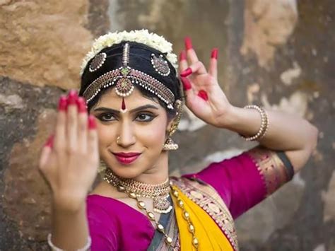 Bharatanatyam Makeup Artist In Bangalore Saubhaya Makeup