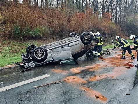 FW EN Mehrere Einsätze über Feiertage Schwerer Verkehrsunfall