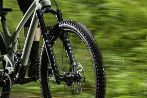 Best Mountain Bike Forks Get The Best Suspension Fork For Your Bike Mbr