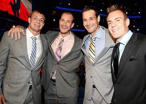 Who are the in Rob Gronkowski Family?