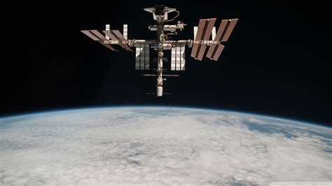 Space Station 1920 X 1080