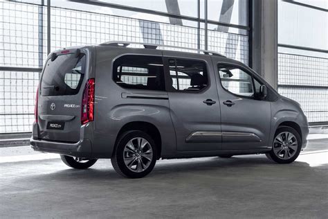 Yeni Toyota Proace Citynin T Rkiye Fiyat Ne