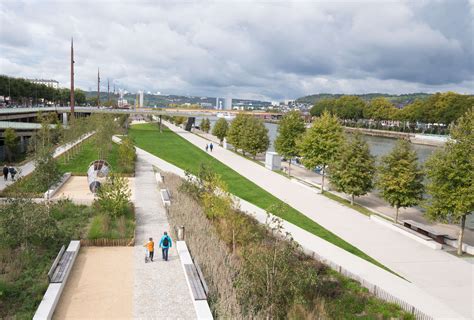 rouen banks   seine biennal