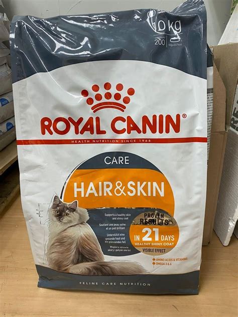 Royal Canin Hair And Skin Repack Pet Supplies Pet Food On Carousell