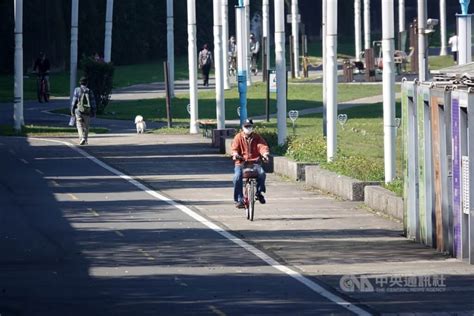 白天氣溫回升 吳德榮：228連假先冷後漸暖 低溫探8度 生活 中央社 Cna