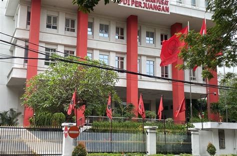 Suasana Kantor DPP PDIP Usai Hasto Ditahan KPK Dan Megawati