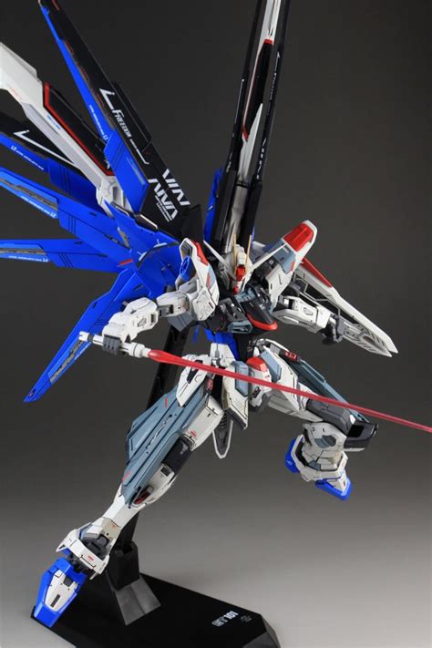 Custom Build Mg 1100 Freedom Gundam Ver 20 Detailed