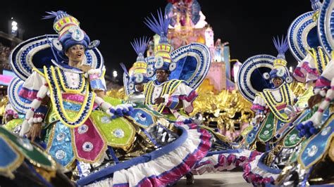 About the Rio Carnival Costumes