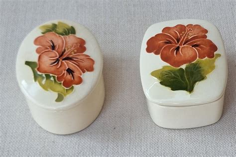 Moorcroft Pottery Lidded Trinket Pots In Coral Hibiscus Etsy Uk